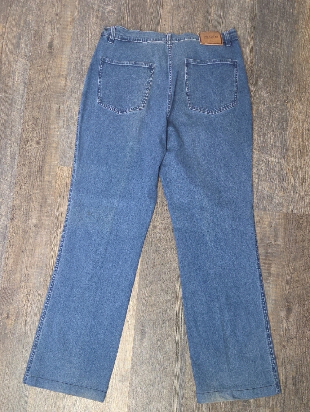 Vintage Blue Straight-Leg Jeans with Navy Floral Embroidery - Picture 4 of 4